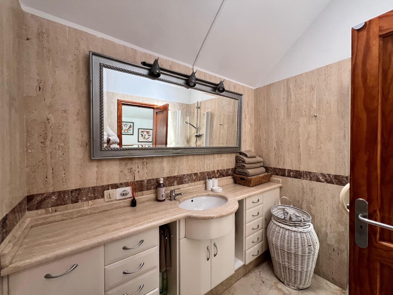 Adosado de 2 habitaciones en Maspalomas en alquiler con piscina - 1.600 € (Ref: 9794570)