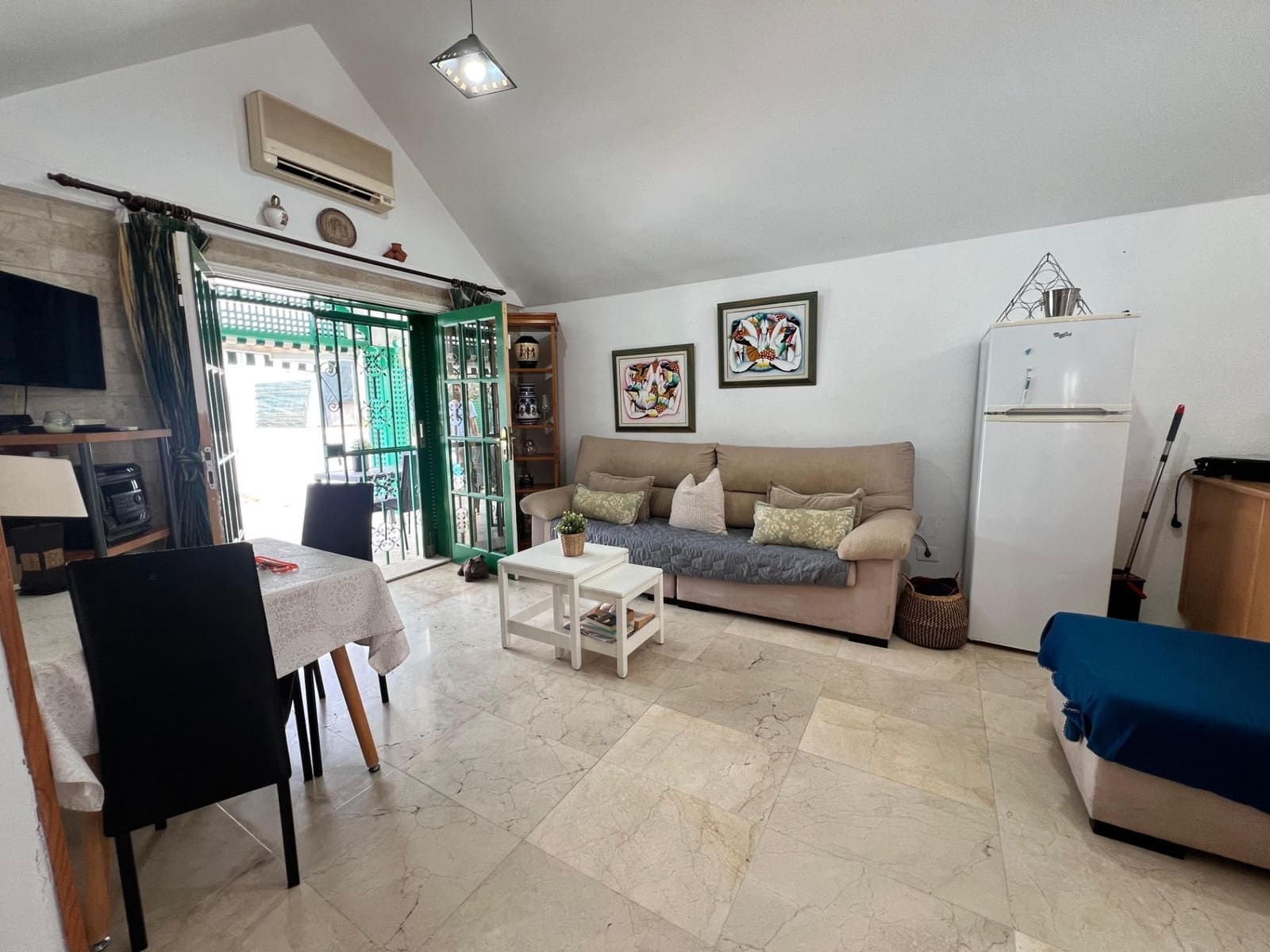 Adosado de 2 habitaciones en Maspalomas en alquiler con piscina - 1.600 € (Ref: 9794570)