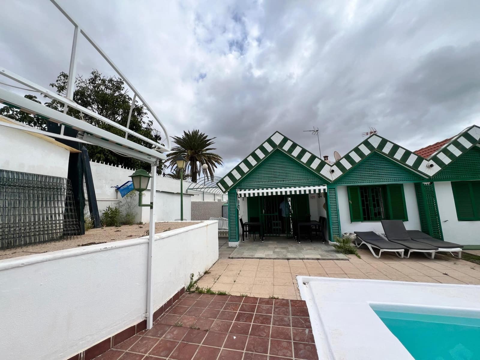 Adosado de 2 habitaciones en Maspalomas en alquiler con piscina - 1.600 € (Ref: 9794570)