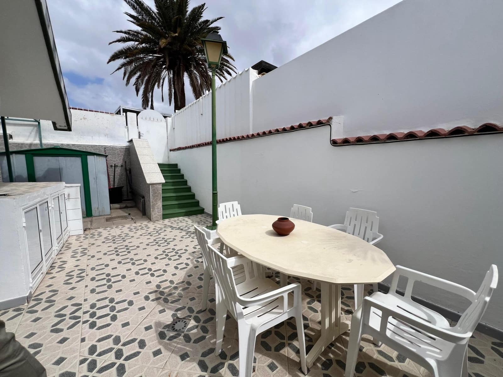 2 bedroom Terraced Villa for rent in Maspalomas with pool - € 1,600 (Ref: 9794570)