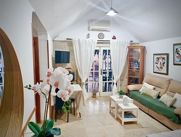 2 slaapkamer Rijtjeshuis te huur in Maspalomas, San Bartolomé de Tirajana met zwembad - € 1.500 (Ref: 9794570)