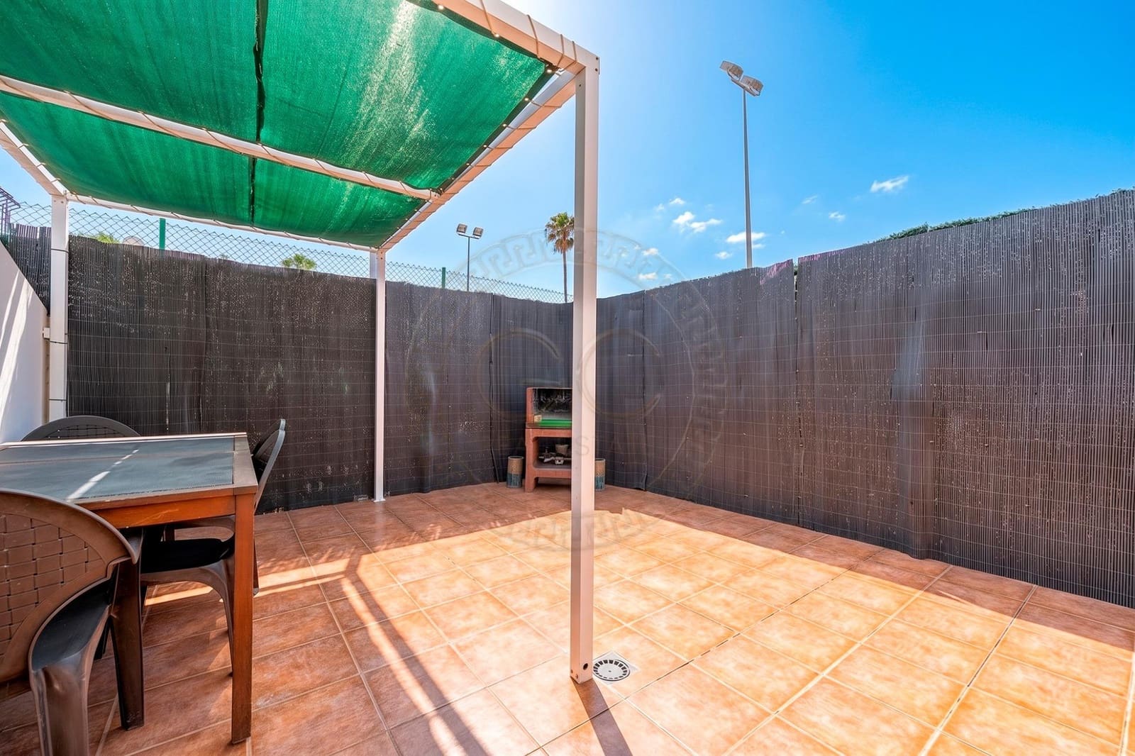 1 makuuhuone Huoneisto myytävänä paikassa Sonneland mukana uima-altaan - 279 000 € (Ref: 9794571)