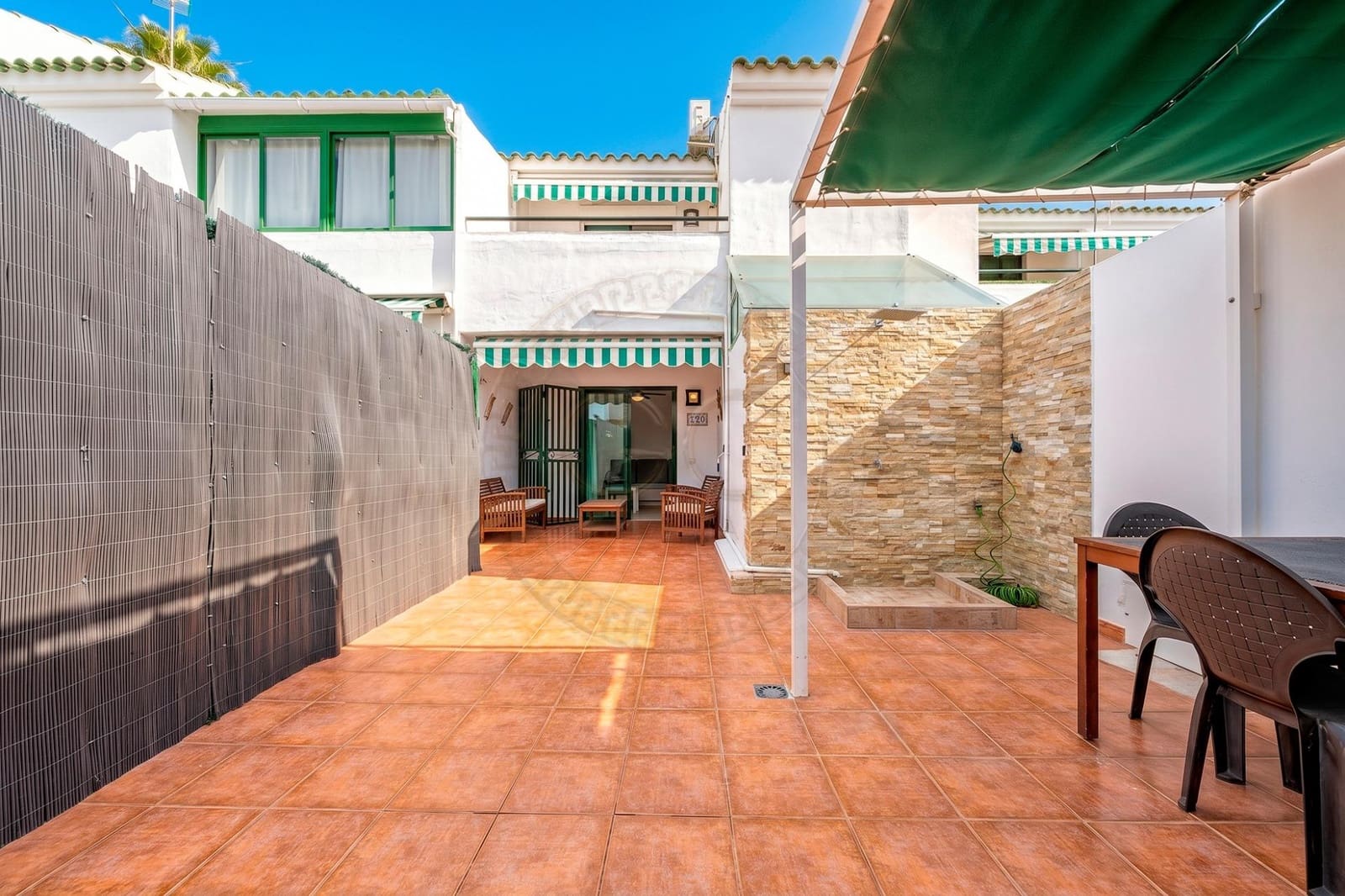 1 makuuhuone Huoneisto myytävänä paikassa Sonneland mukana uima-altaan - 279 000 € (Ref: 9794571)