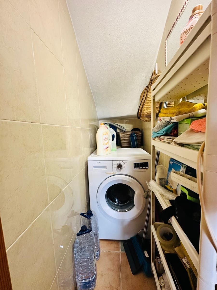 1 quarto Apartamento para venda em San Bartolome de Tirajana com piscina - 236 000 € (Ref: 9797061)