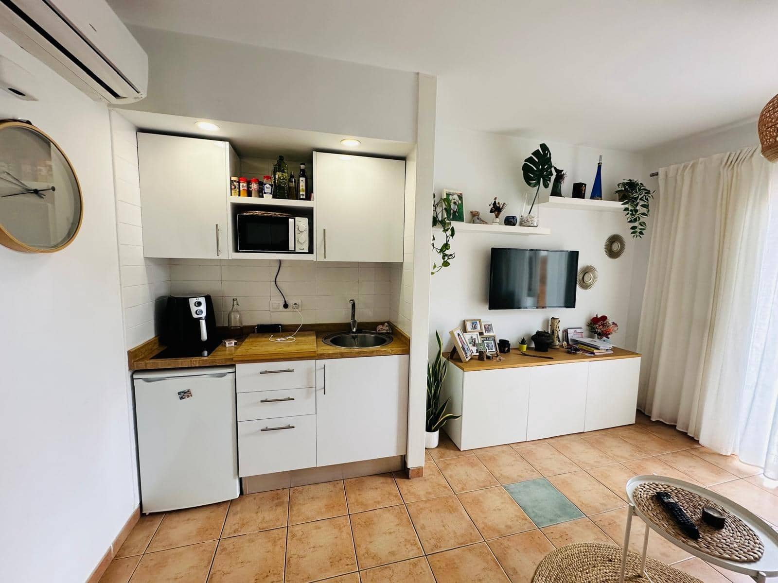 1 quarto Apartamento para venda em San Bartolome de Tirajana com piscina - 236 000 € (Ref: 9797061)