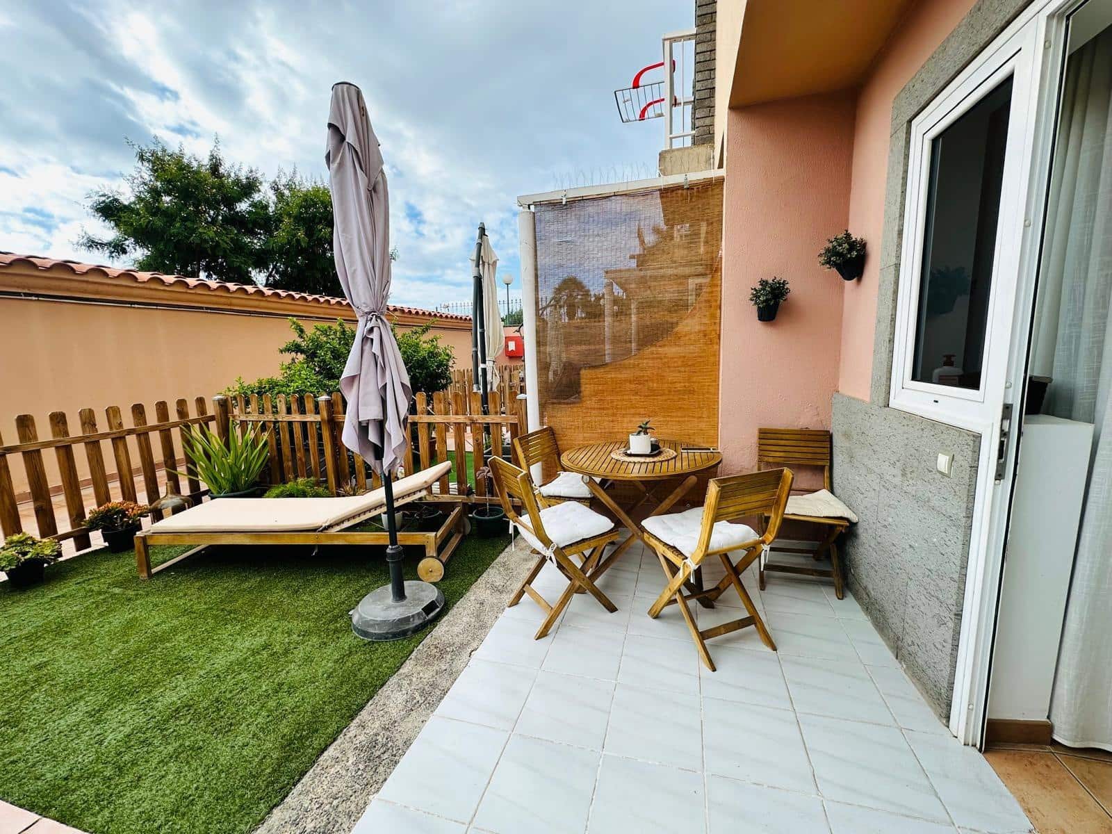 1 quarto Apartamento para venda em San Bartolome de Tirajana com piscina - 236 000 € (Ref: 9797061)