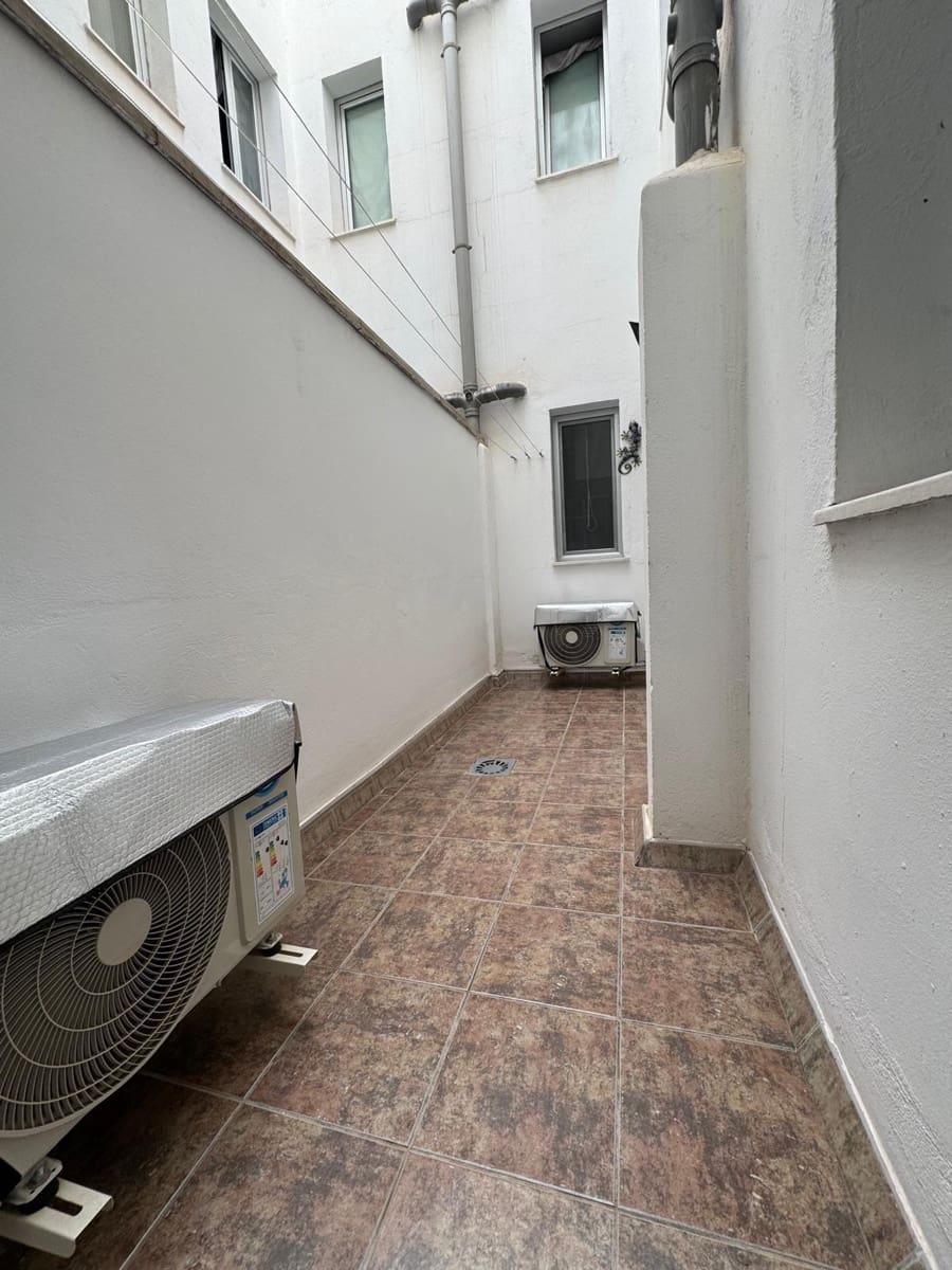2 Zimmer Wohnung zu verkaufen in El Tablero mit Garage - 240.000 € (Ref: 9807933)