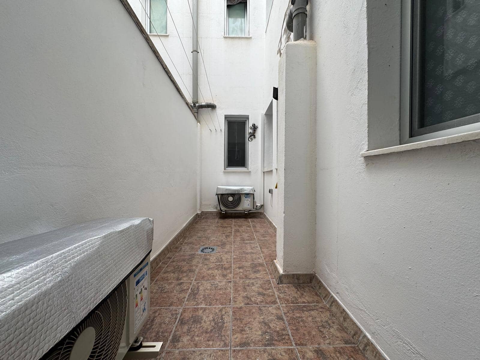 2 Zimmer Wohnung zu verkaufen in El Tablero mit Garage - 240.000 € (Ref: 9807933)