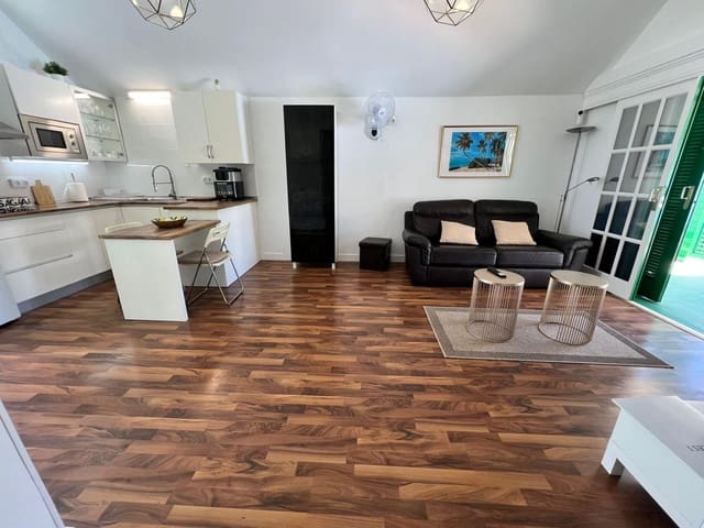 Bungalow de 2 habitaciones en Maspalomas, San Bartolomé de Tirajana en alquiler con piscina - 1.900 € (Ref: 9825224)