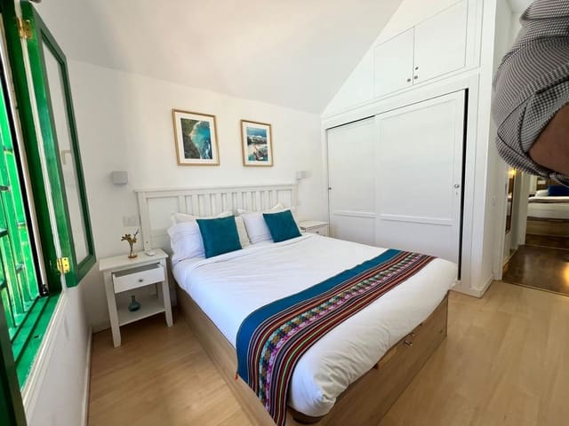 Bungalow de 2 habitaciones en Maspalomas, San Bartolomé de Tirajana en alquiler con piscina - 1.900 € (Ref: 9825224)