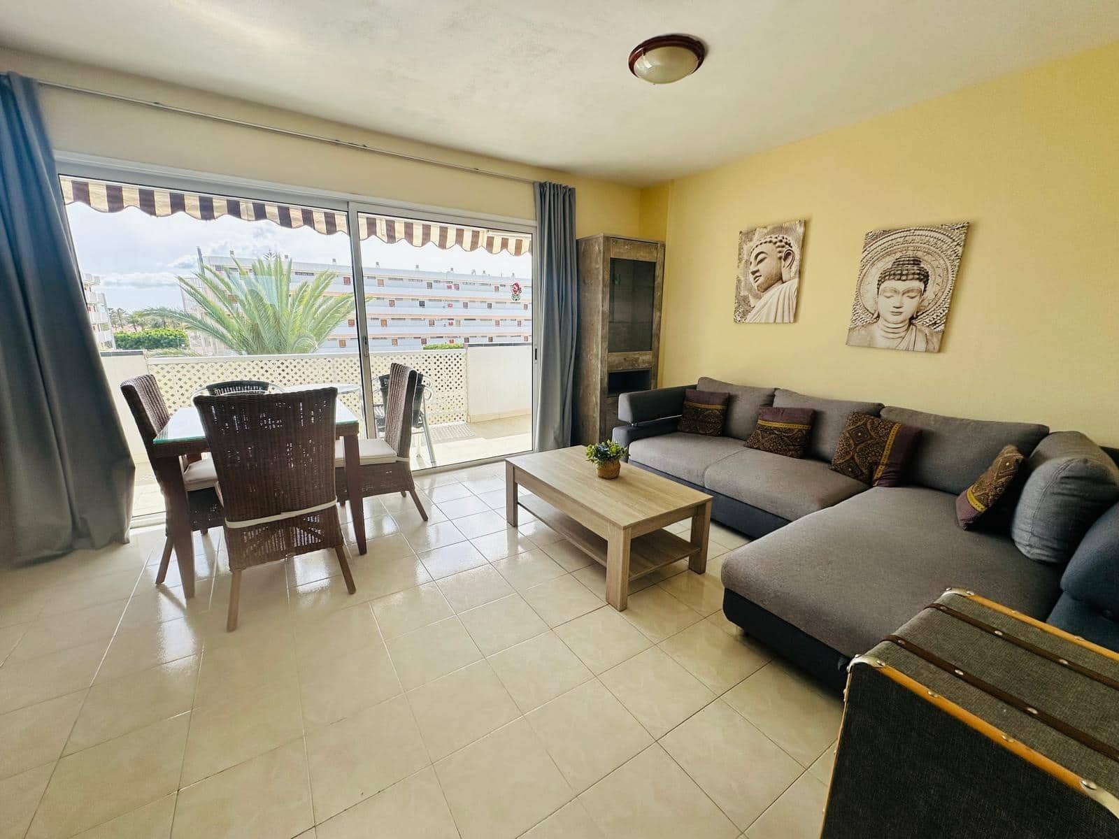 1 bedroom Apartment for rent in San Bartolome de Tirajana with pool - € 1,200 (Ref: 9831330)