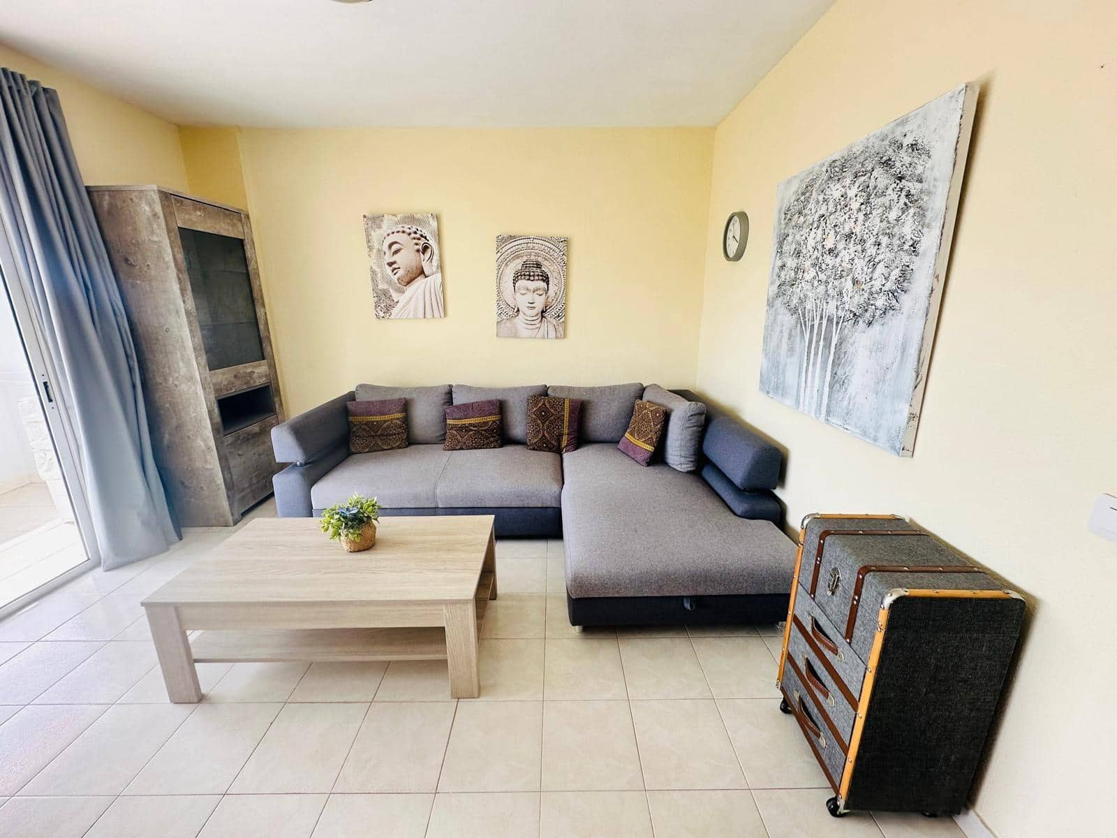 1 bedroom Apartment for rent in San Bartolome de Tirajana with pool - € 1,200 (Ref: 9831330)