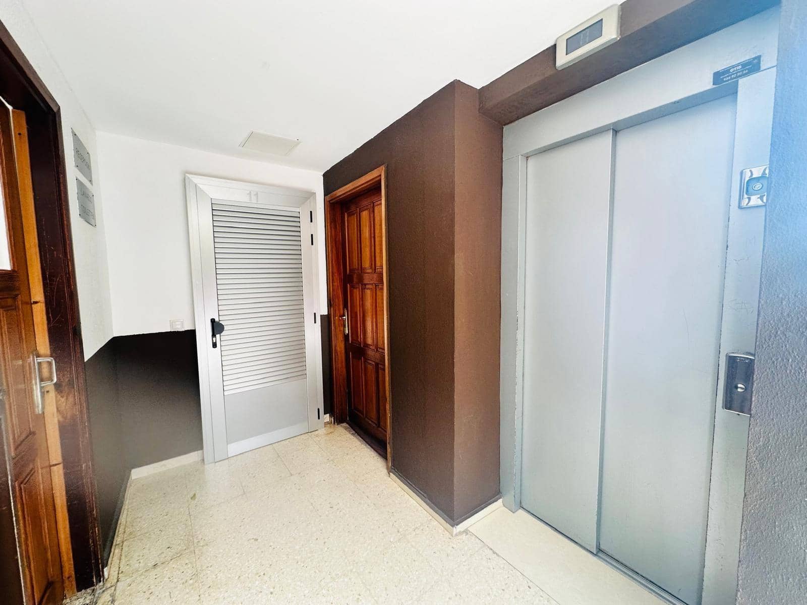 1 bedroom Apartment for rent in San Bartolome de Tirajana with pool - € 1,200 (Ref: 9831330)