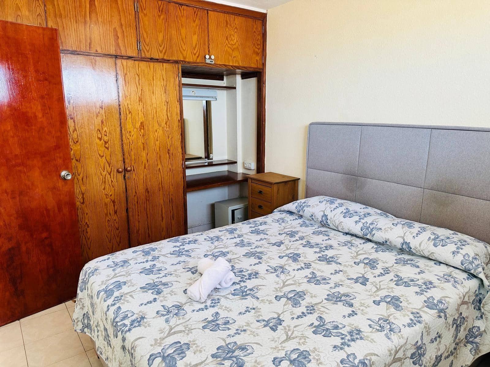 1 bedroom Apartment for rent in San Bartolome de Tirajana with pool - € 1,200 (Ref: 9831330)