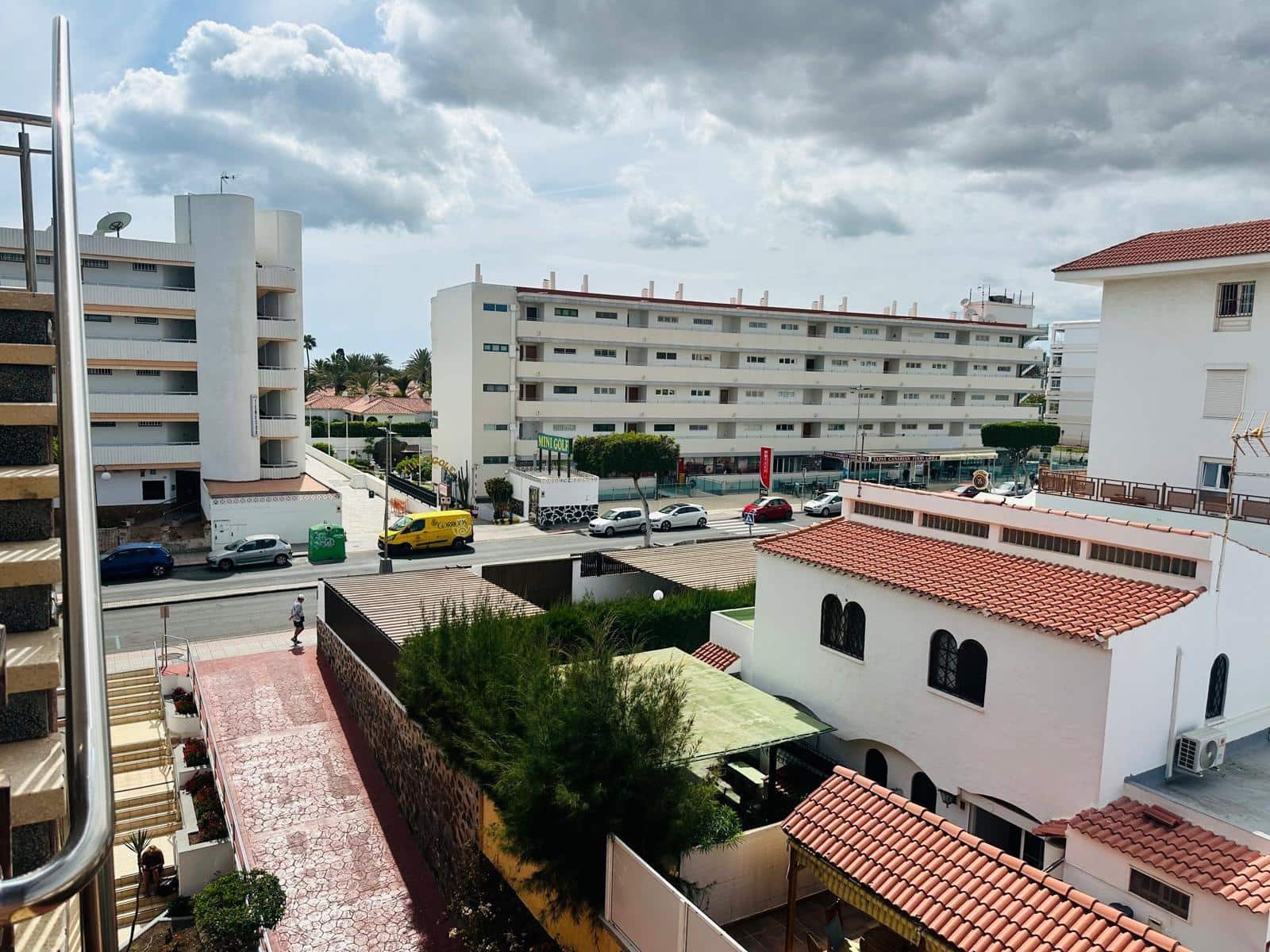 1 bedroom Apartment for rent in San Bartolome de Tirajana with pool - € 1,200 (Ref: 9831330)