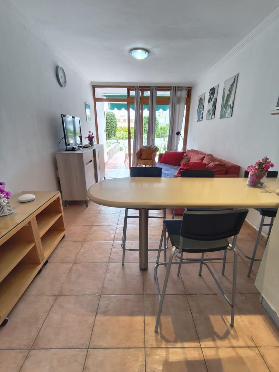 2 bedroom Apartment for rent in Playa del Ingles with pool garage - € 1,400 (Ref: 9831331)