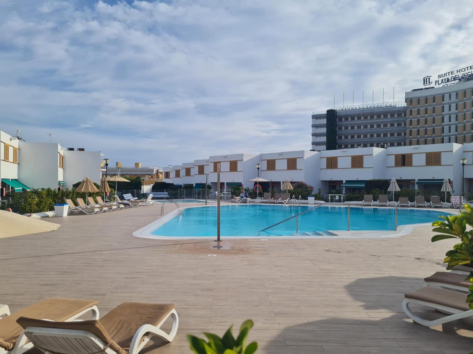 2 bedroom Apartment for rent in Playa del Ingles with pool garage - € 1,400 (Ref: 9831331)
