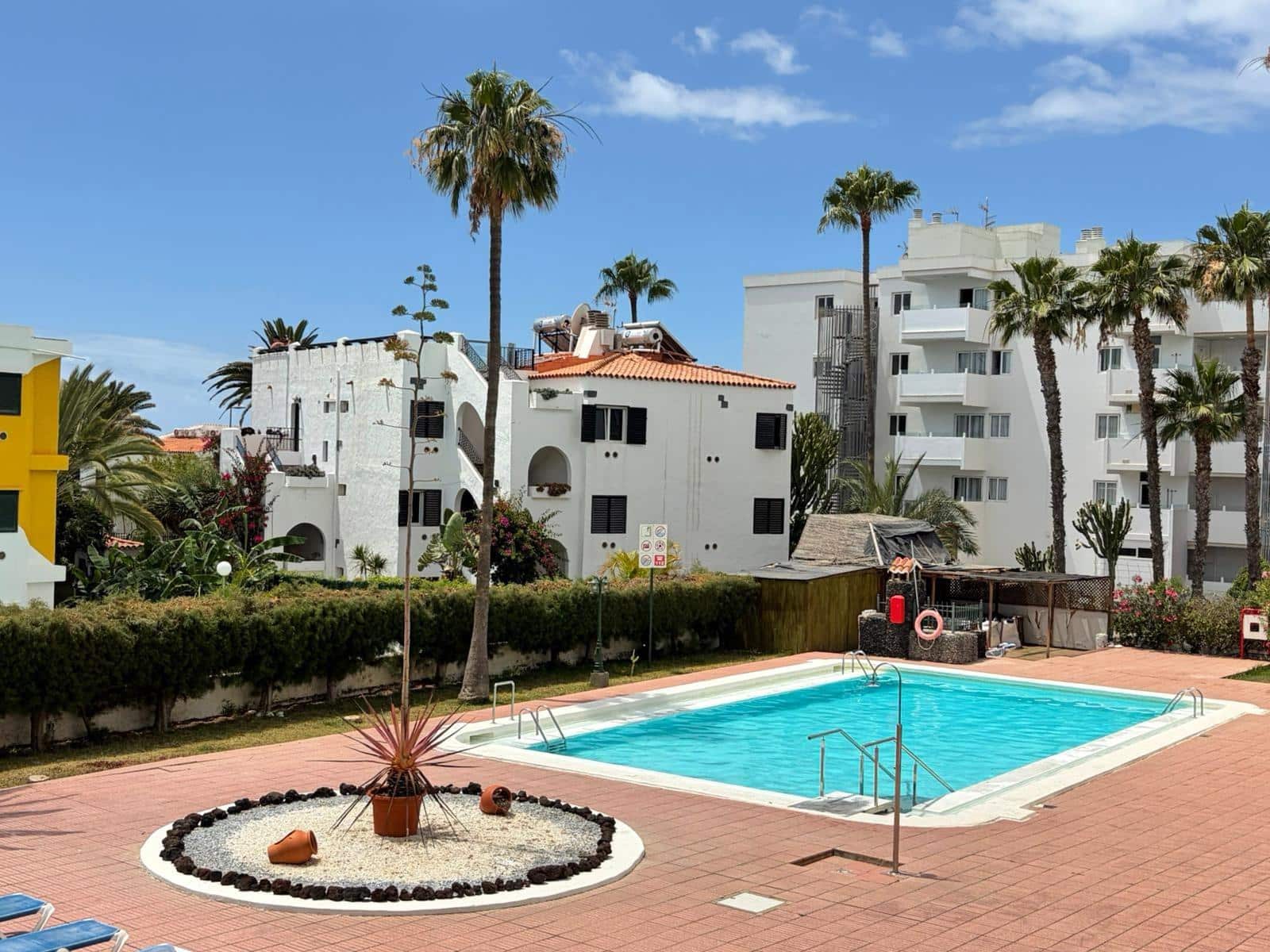 2 bedroom Apartment for rent in Playa del Ingles with pool - € 1,450 (Ref: 9831332)