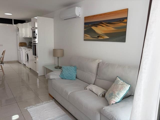 2 quarto Apartamento para arrendar em Playa del Inglés, San Bartolomé de Tirajana com piscina - 1 450 € (Ref: 9831332)