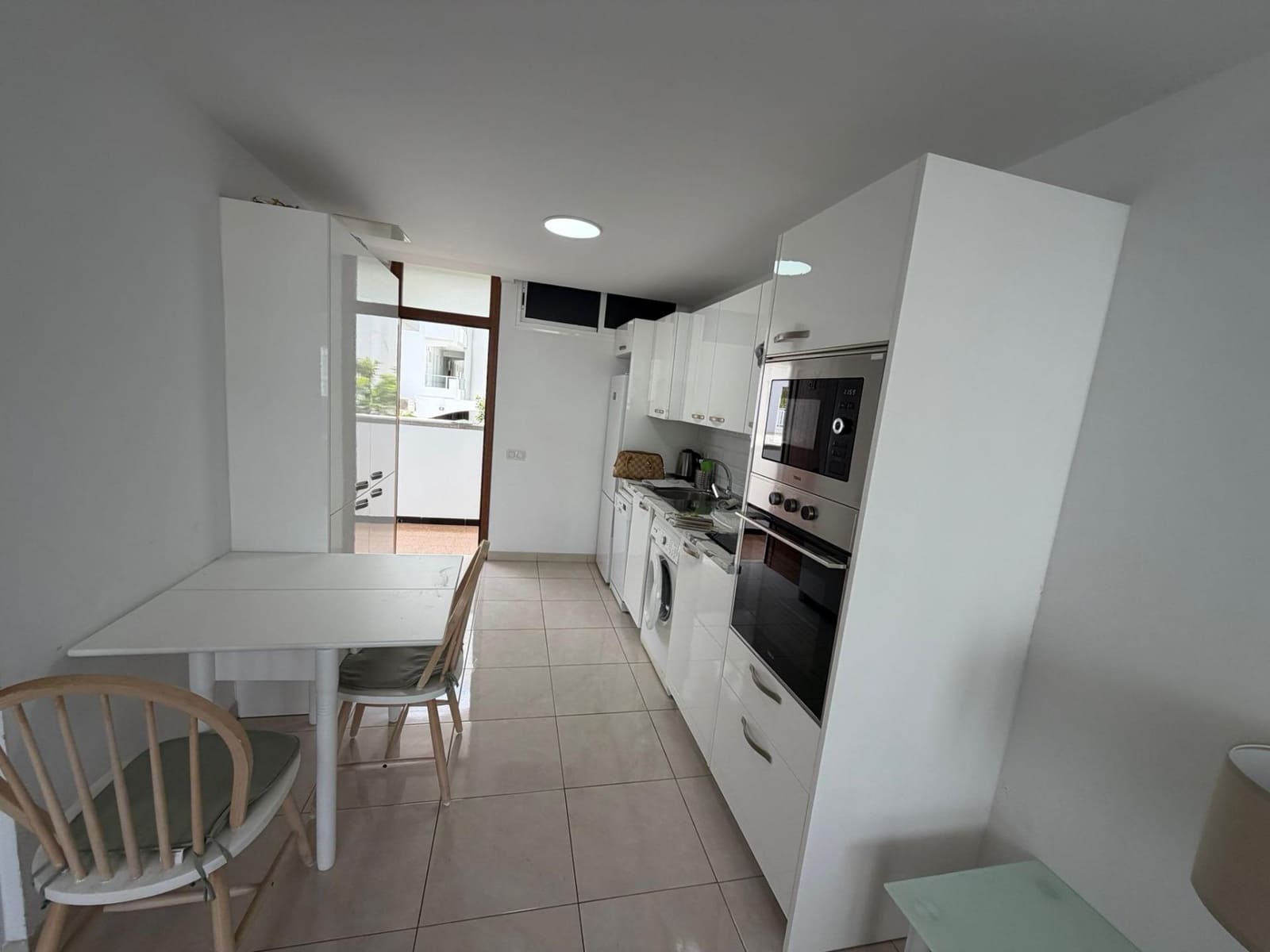 2 bedroom Apartment for rent in Playa del Ingles with pool - € 1,450 (Ref: 9831332)