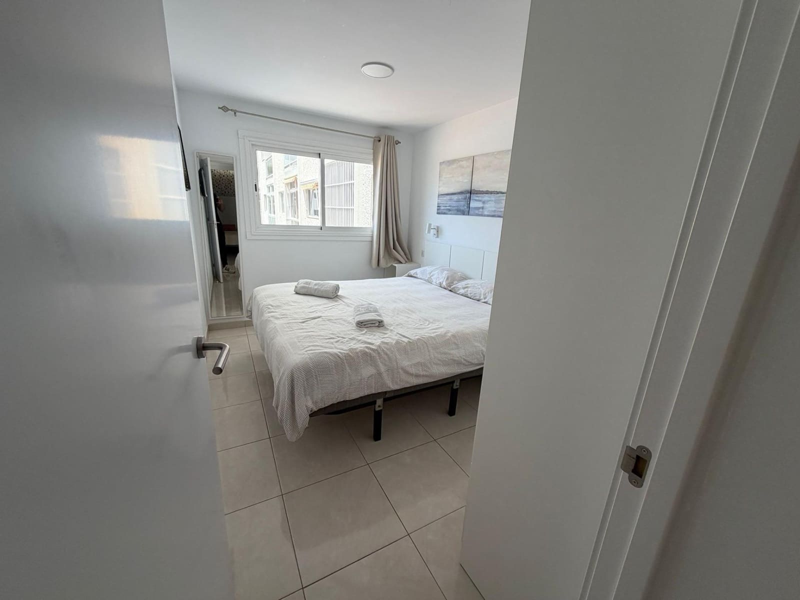 2 bedroom Apartment for rent in Playa del Ingles with pool - € 1,450 (Ref: 9831332)
