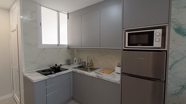 2 sovrum Lägenhet till salu i Playa del Inglés, San Bartolomé de Tirajana med pool - 320 000 € (Ref: 9833626)