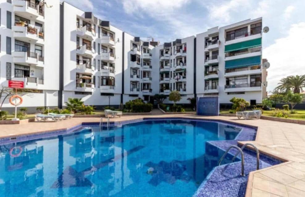 2 bedroom Apartment for sale in Playa del Ingles with pool - € 295,000 (Ref: 9833626)
