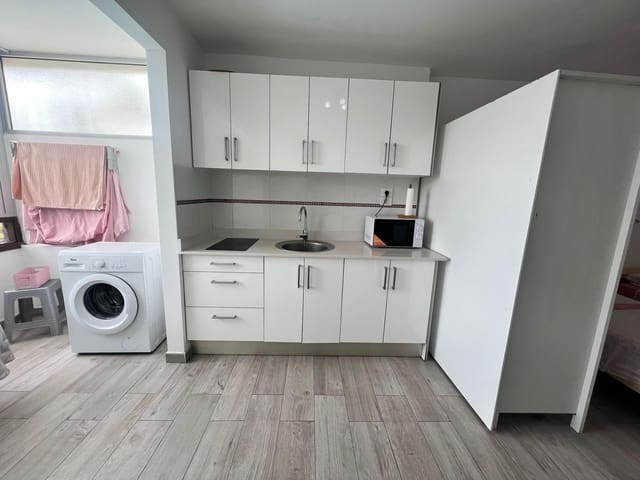 Studio til leie i Playa del Inglés, San Bartolomé de Tirajana med svømmebasseng - € 800 (Ref: 9833628)