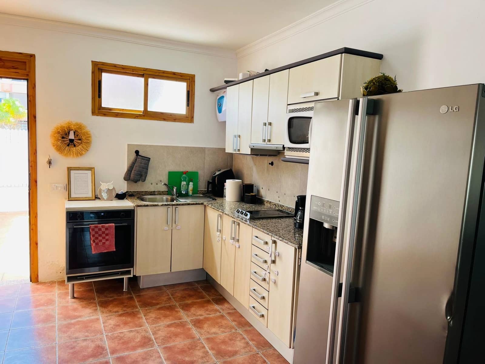 2 bedroom Bungalow for rent in Playa del Ingles with pool - € 1,400 (Ref: 9839231)