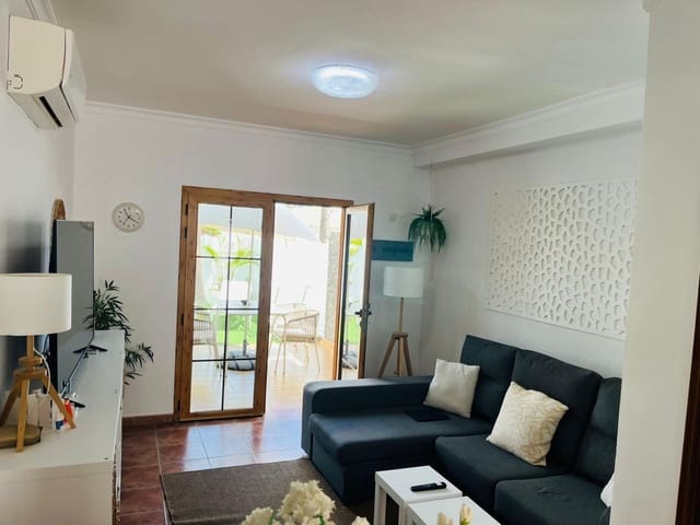 2 makuuhuone Bungalow vuokrattavana paikassa Playa del Inglés, San Bartolomé de Tirajana mukana uima-altaan - 1 400 € (Ref: 9839231)