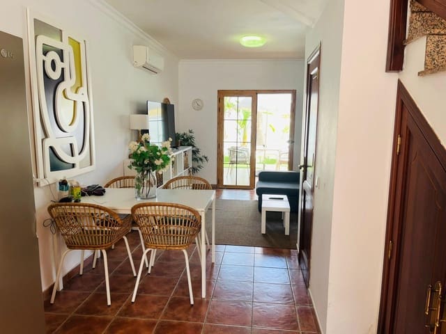 2 makuuhuone Bungalow vuokrattavana paikassa Playa del Inglés, San Bartolomé de Tirajana mukana uima-altaan - 1 400 € (Ref: 9839231)