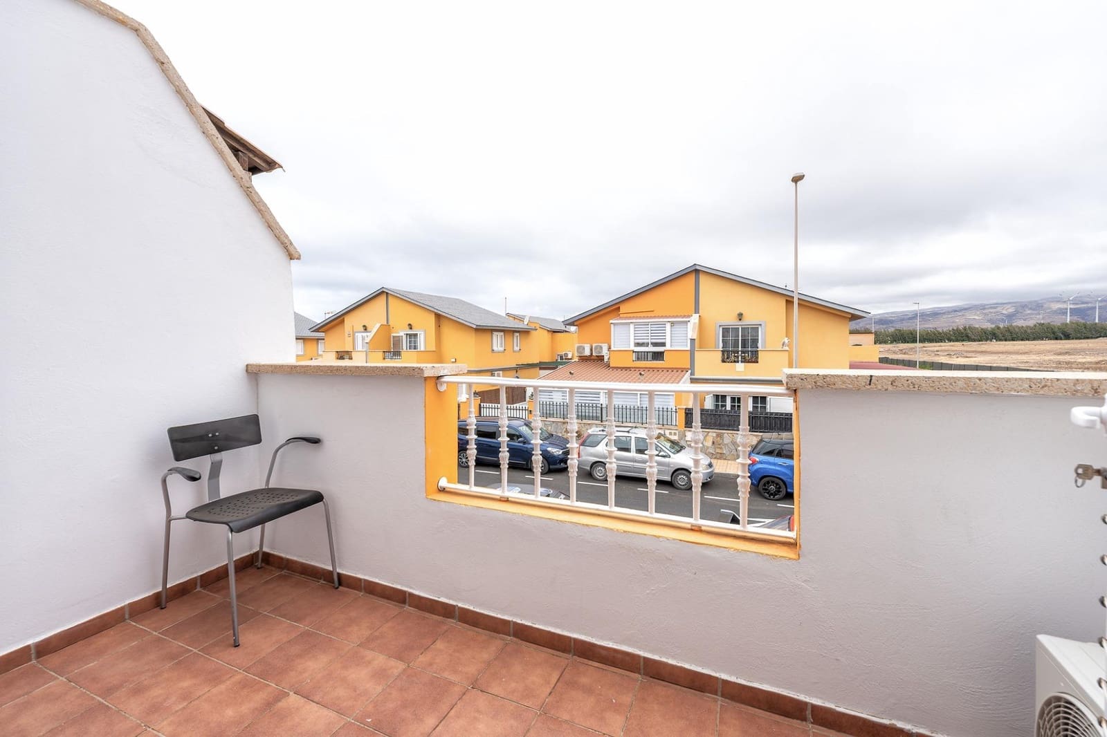 3 bedroom Semi-detached Villa for sale in San Bartolome de Tirajana with garage - € 374,500 (Ref: 9843372)