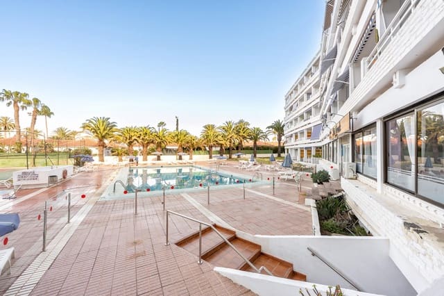 1 soveværelse Erhverv til salg i San Bartolomé de Tirajana med swimmingpool - € 162.750 (Ref: 9849326)
