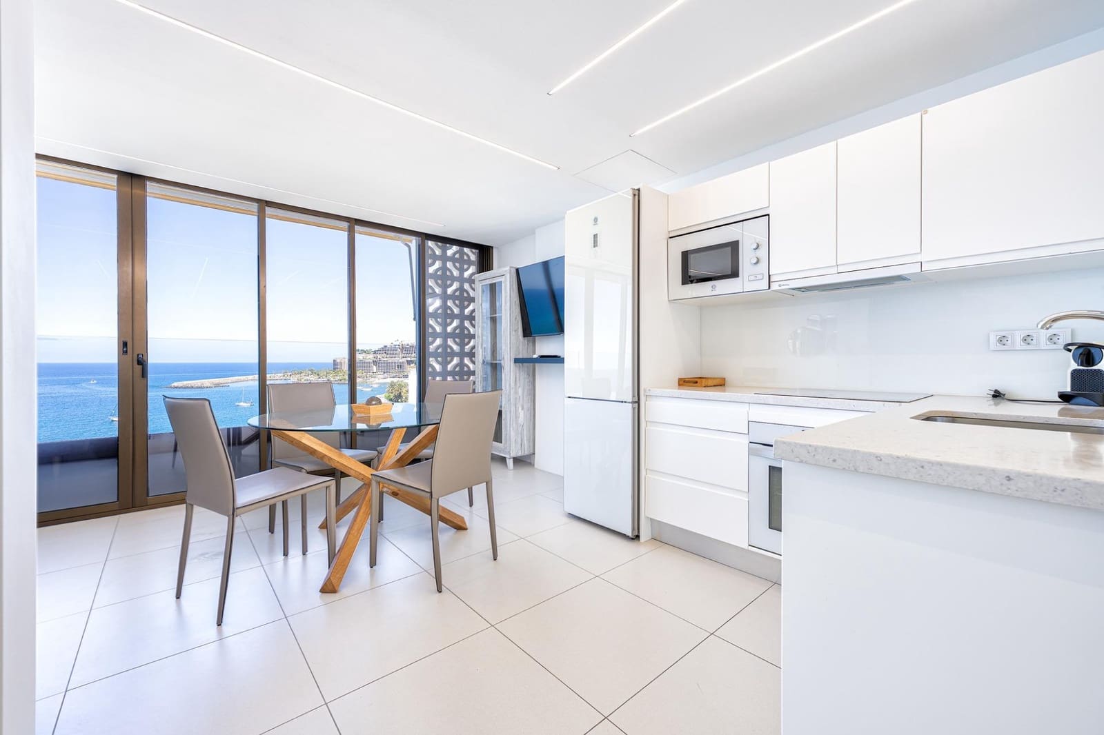 2 bedroom Apartment for sale in Mogan - € 360,000 (Ref: 9855431)