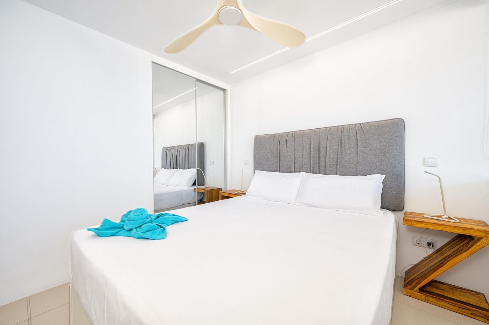 2 bedroom Apartment for sale in Mogan - € 360,000 (Ref: 9855431)