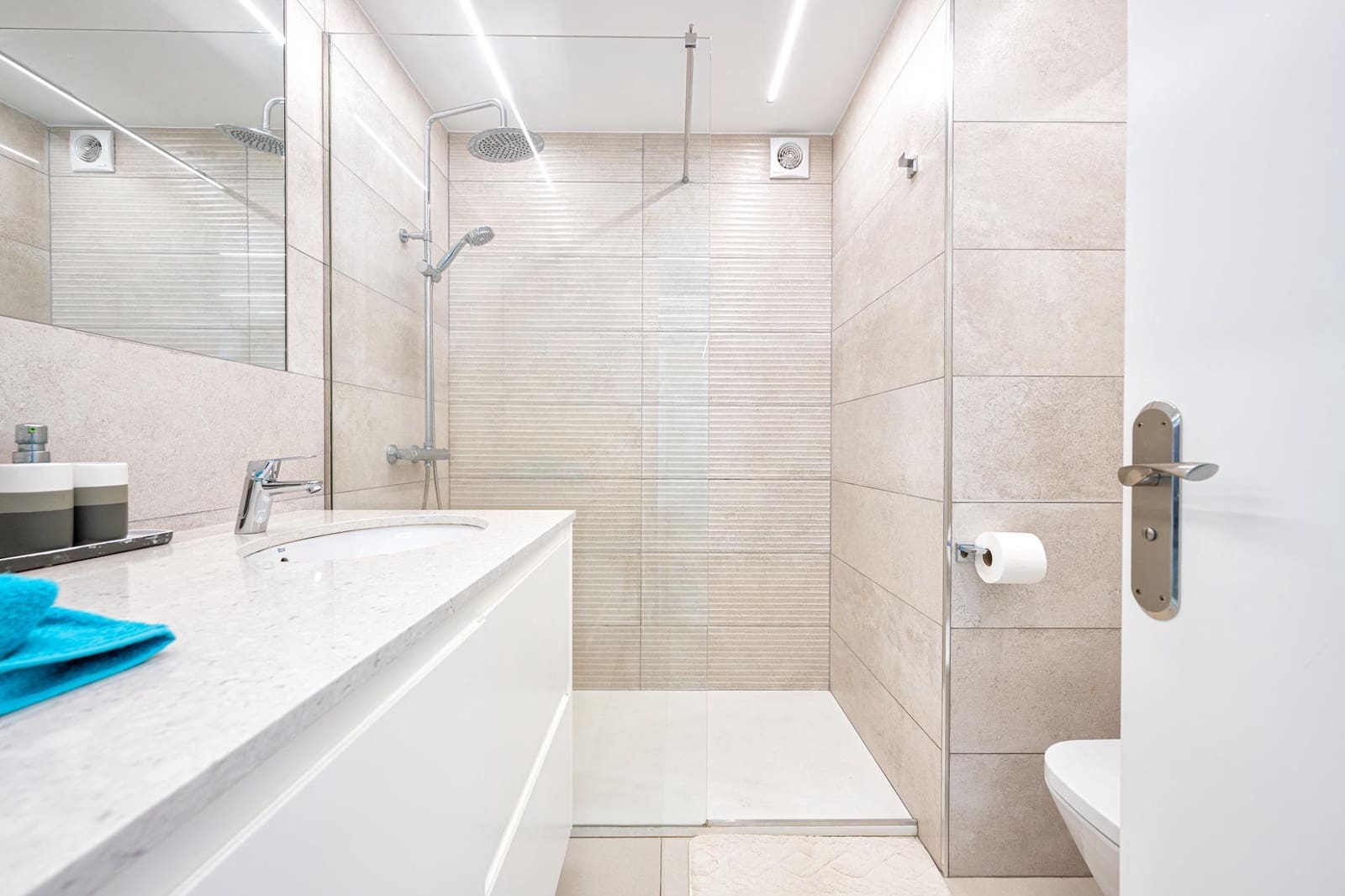 2 bedroom Apartment for sale in Mogan - € 360,000 (Ref: 9855431)