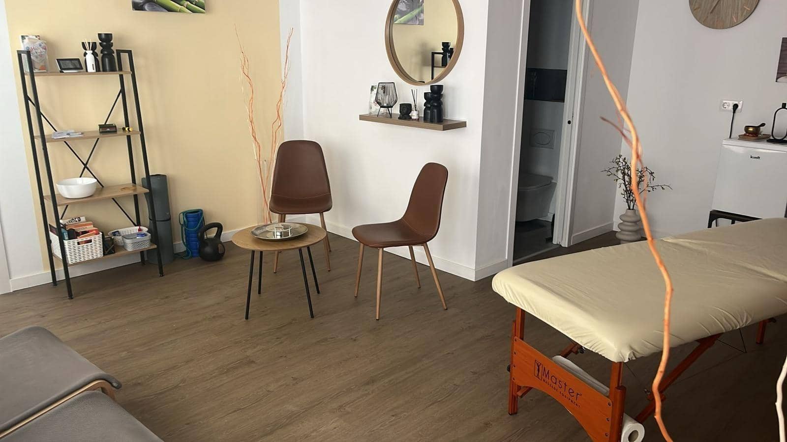 Local Comercial de 2 habitaciones en Campo Internacional en venta - 95.000 € (Ref: 9873483)