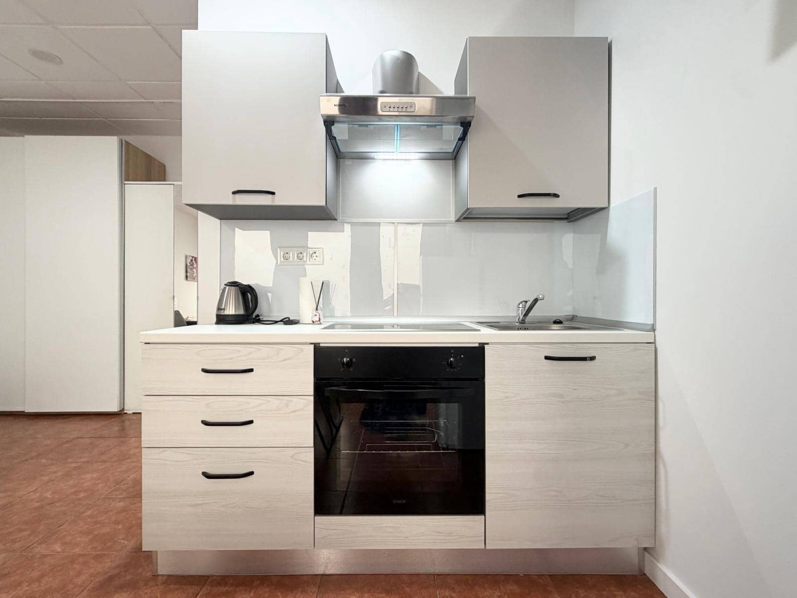 2 slaapkamer Commercieel te koop in Campo Internacional - € 95.000 (Ref: 9873483)