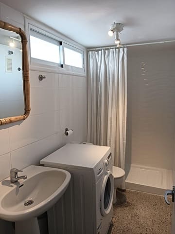 1 bedroom Apartment for rent in Playa del Inglés, San Bartolomé de Tirajana with pool - € 1,150 (Ref: 9878776)