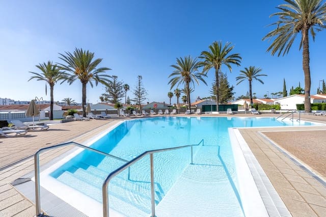 1 soveværelse Rækkehus til salg i Playa del Inglés, San Bartolomé de Tirajana med swimmingpool - € 309.750 (Ref: 9878777)