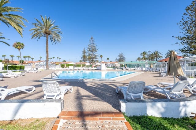 1 soveværelse Rækkehus til salg i Playa del Inglés, San Bartolomé de Tirajana med swimmingpool - € 309.750 (Ref: 9878777)