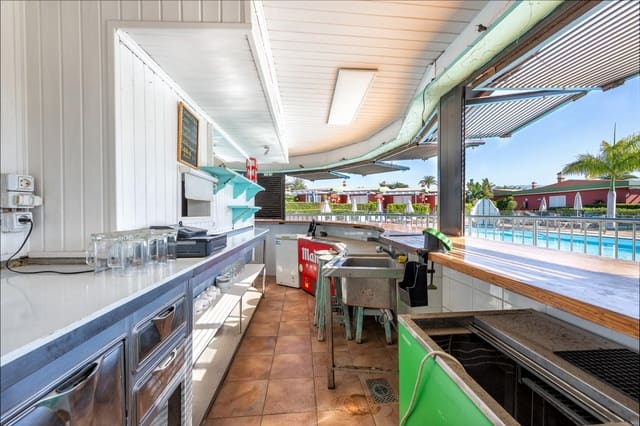 Erhverv til salg i Maspalomas, San Bartolomé de Tirajana med swimmingpool - € 189.000 (Ref: 9878778)