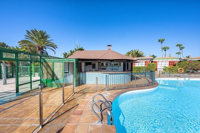 Erhverv til salg i Maspalomas, San Bartolomé de Tirajana med swimmingpool - € 189.000 (Ref: 9878778)