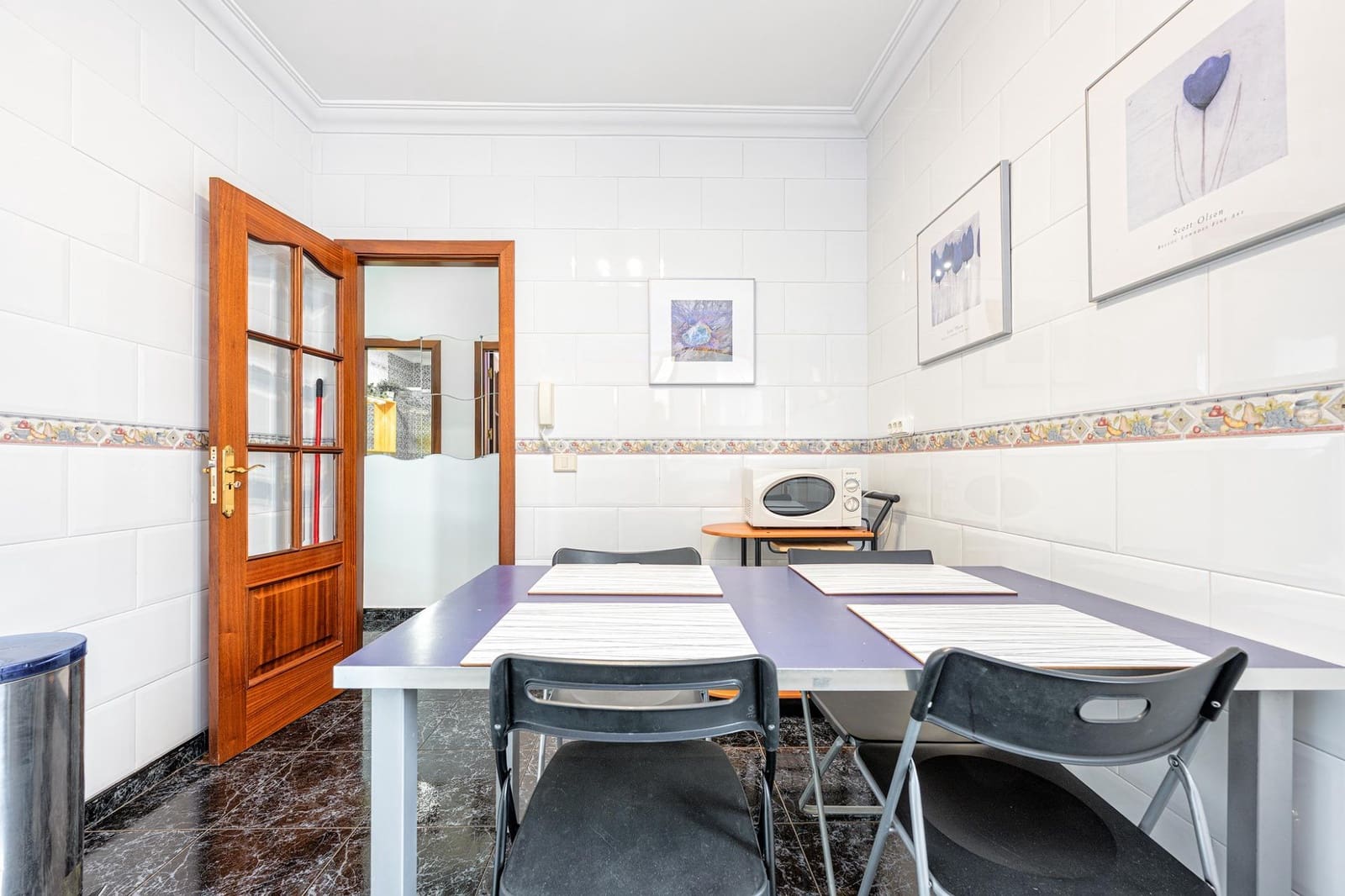 3 bedroom Flat for sale in Santa Lucia de Tirajana with garage - € 199,900 (Ref: 9881912)