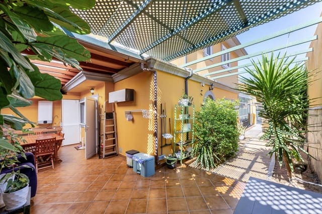 4 sovrum Semi-fristående Villa till salu i San Bartolomé de Tirajana med garage - 379 000 € (Ref: 9922279)