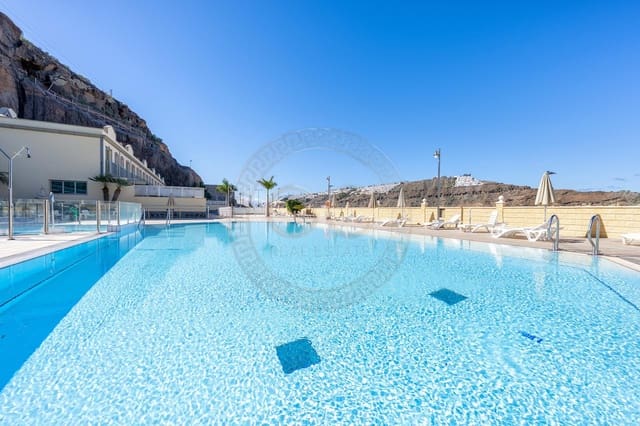 2 quarto Moradia em Banda para arrendar em Puerto Rico, Mogán com piscina garagem - 1 800 € (Ref: 9938156)
