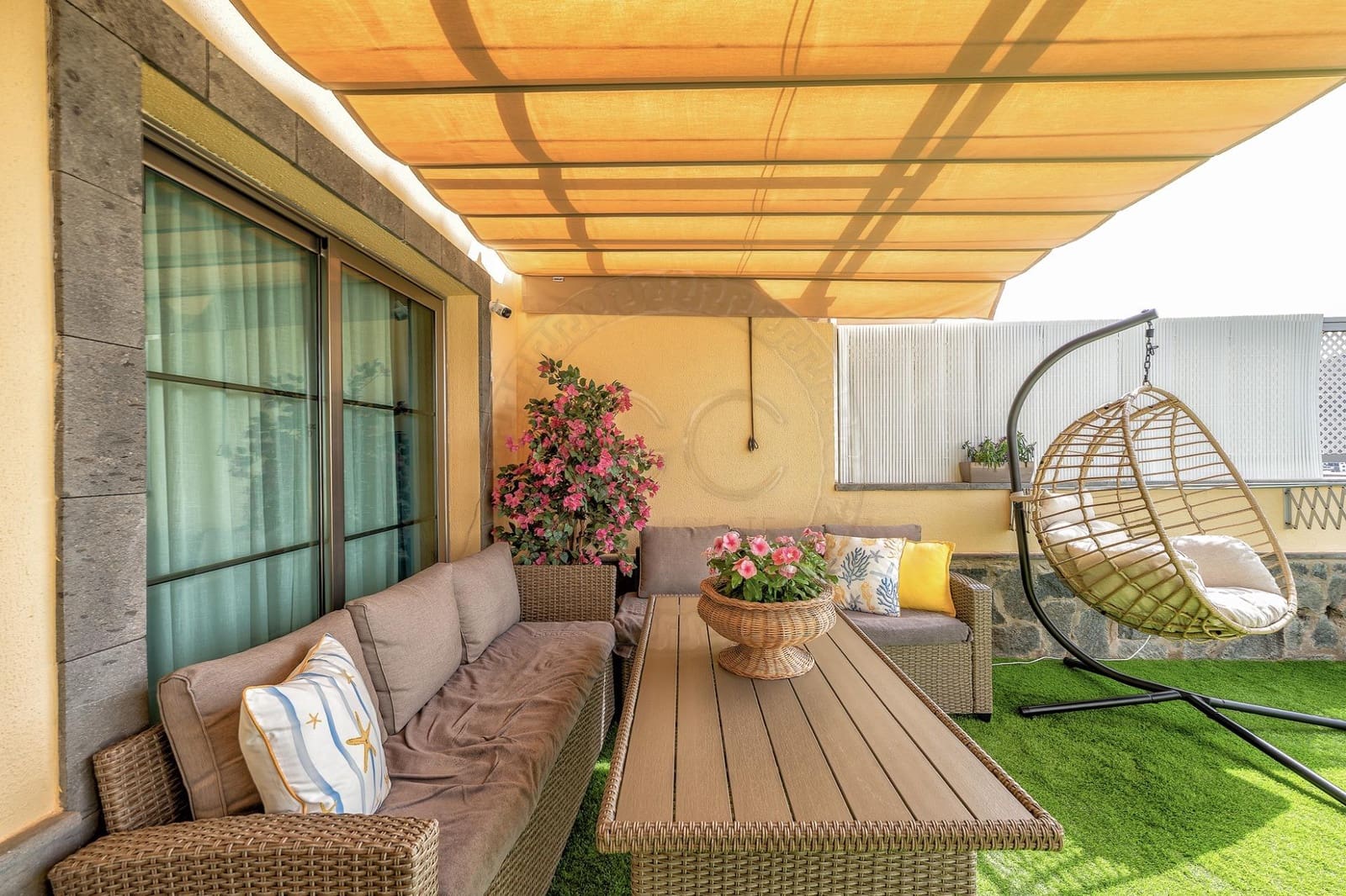 2 quarto Moradia em Banda para arrendar em Puerto Rico com piscina garagem - 1 800 € (Ref: 9938156)