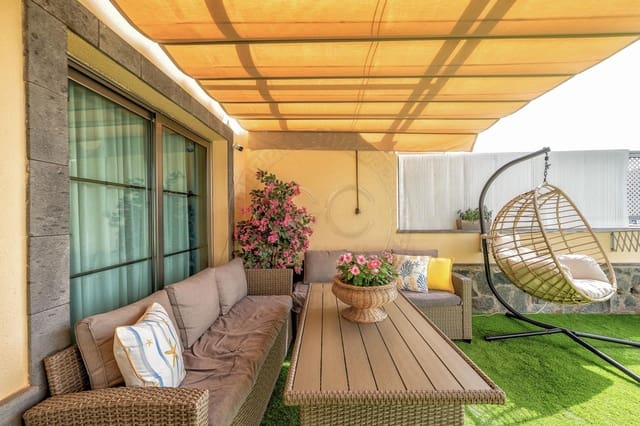 2 quarto Moradia em Banda para arrendar em Puerto Rico, Mogán com piscina garagem - 1 800 € (Ref: 9938156)