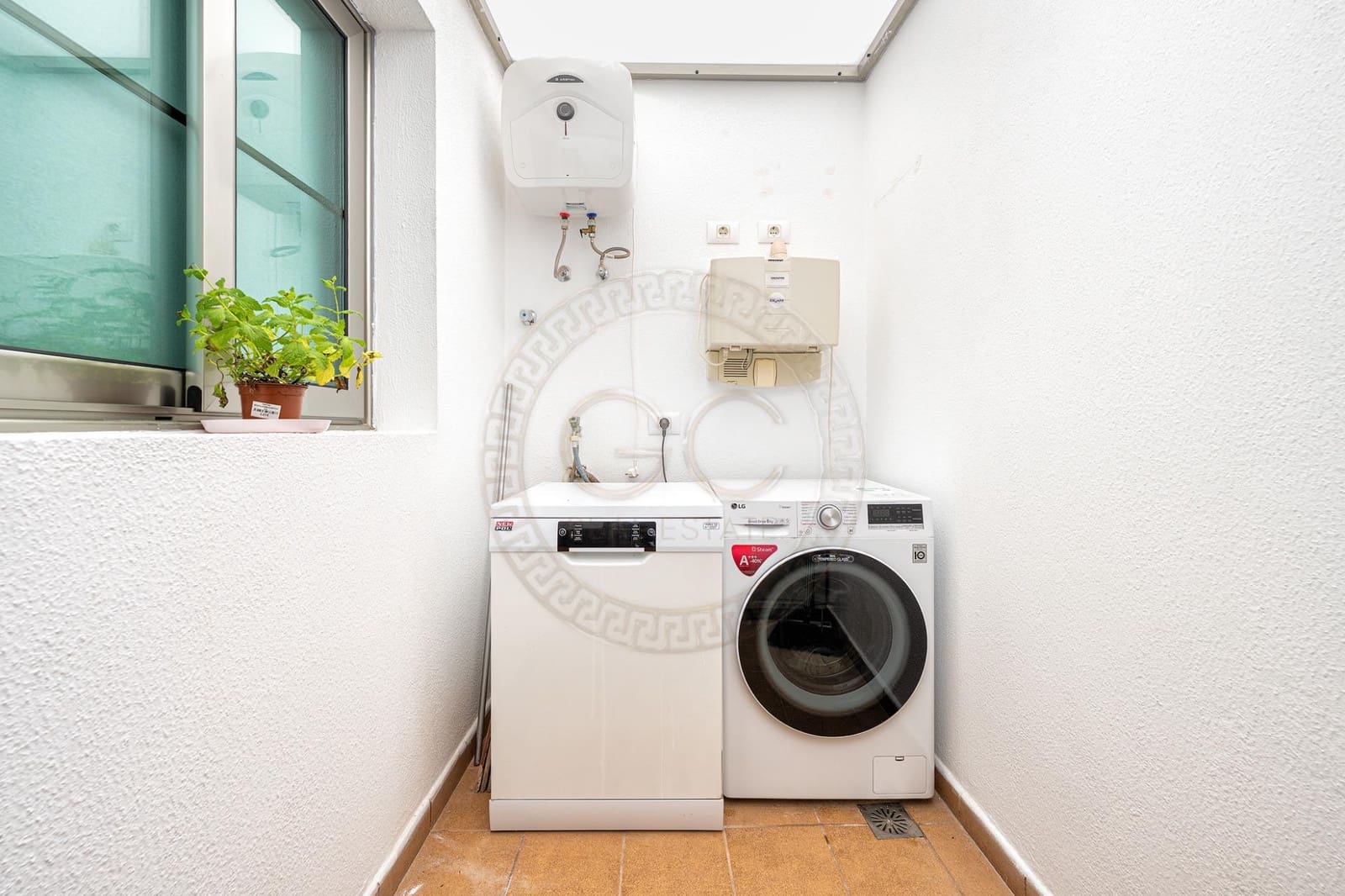 2 quarto Moradia em Banda para arrendar em Puerto Rico com piscina garagem - 1 800 € (Ref: 9938156)