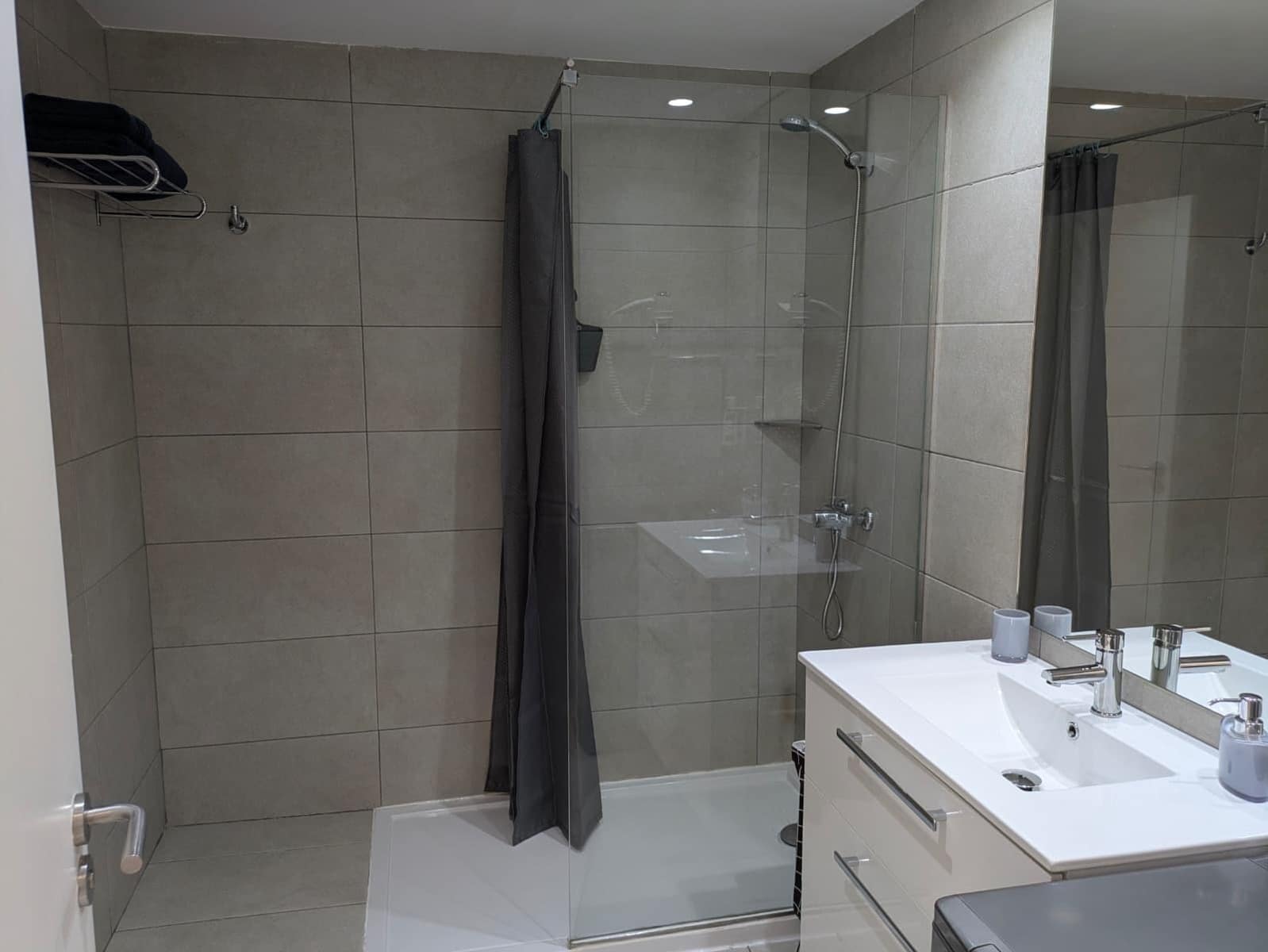 1 bedroom Apartment for sale in Playa del Ingles with pool - € 250,000 (Ref: 9942505)